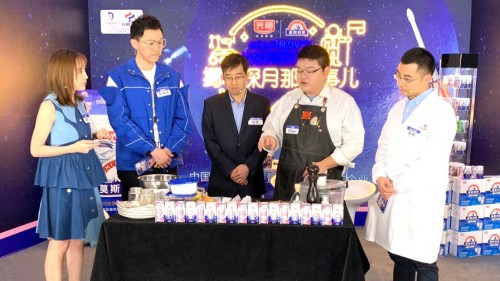 光明乳業電商營銷中心天貓年貨節探月直播，“在月球上”搞了個大事情