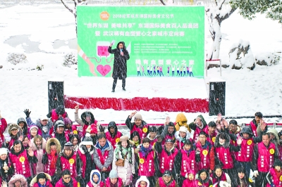 大雪突降，長江日報記者探訪各行各業(yè)從容應(yīng)對，武漢迎來瑞雪豐年