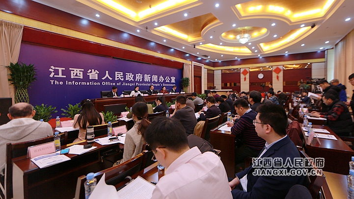 《關(guān)于保護(hù)企業(yè)家合法權(quán)益 激發(fā)優(yōu)秀企業(yè)家精神的實(shí)施意見》政策解讀新聞發(fā)