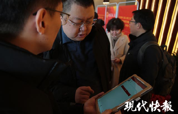 2019 江蘇省兩會，人大代表報(bào)到處處透著“新鮮”,南通網(wǎng)