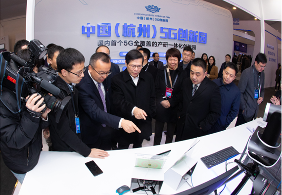 5G創新贏得未來 vivo周圍出席高峰論壇，將重新定義智慧手機